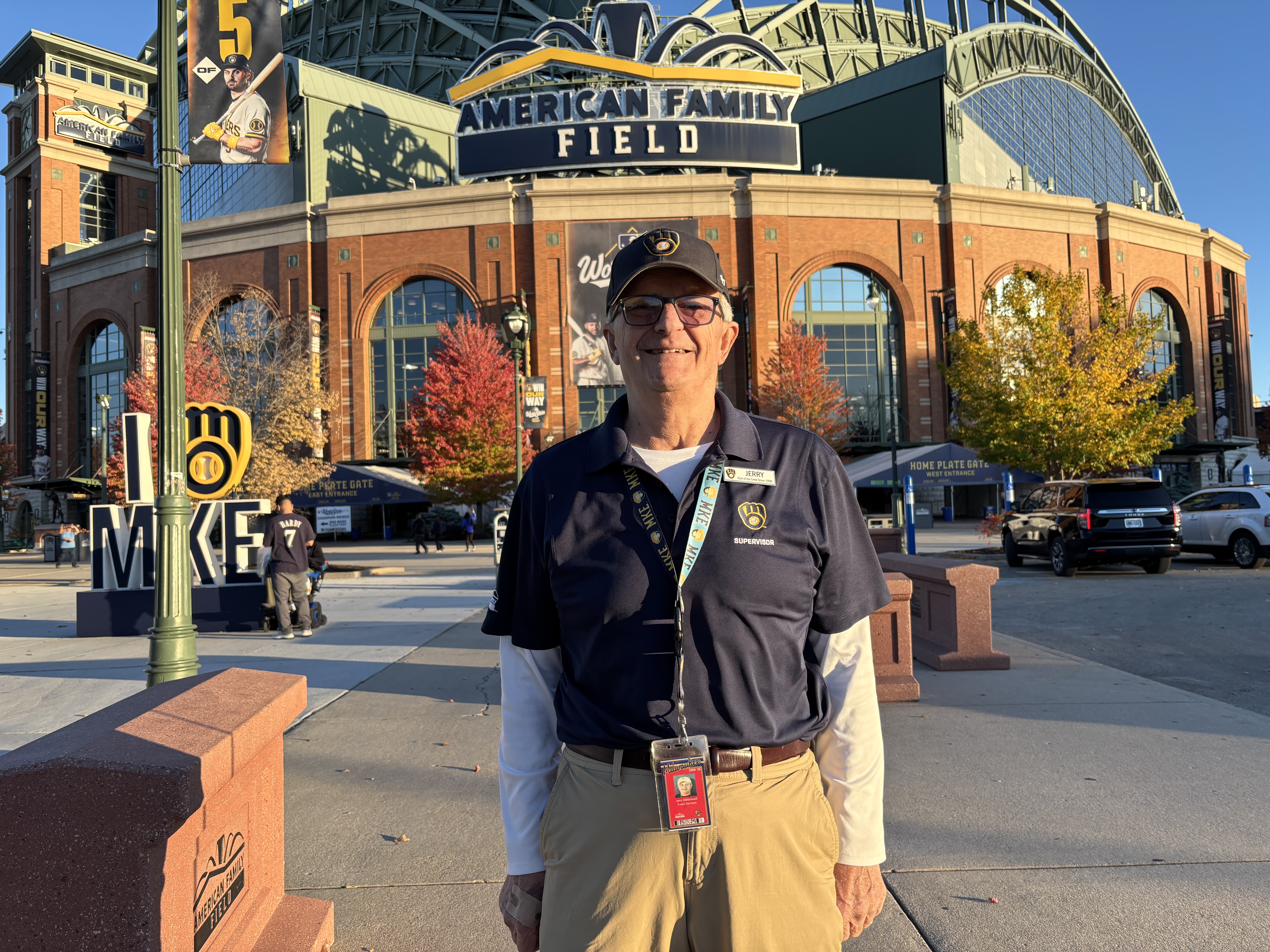 After 31 years with the Brewers, usher retires following team's historic World Series win — TMJ4 Milwaukee